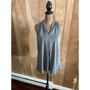 Green‎ Envelope Women’s Sage Green Sleeveless Blouse Size Medium M